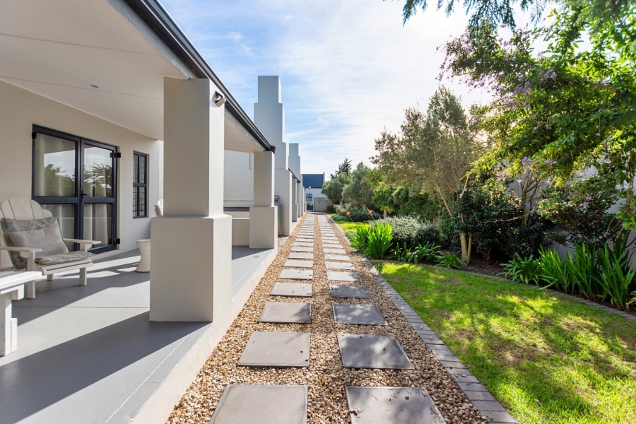 9 Bedroom Property for Sale in Olifantskop Western Cape